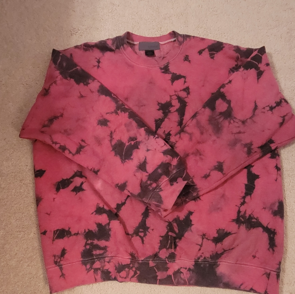 Carmar longsleeve shirt, medium size and dye color.